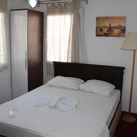 Oda ve Kahvaltı Gozde Deniz Boutique 3*